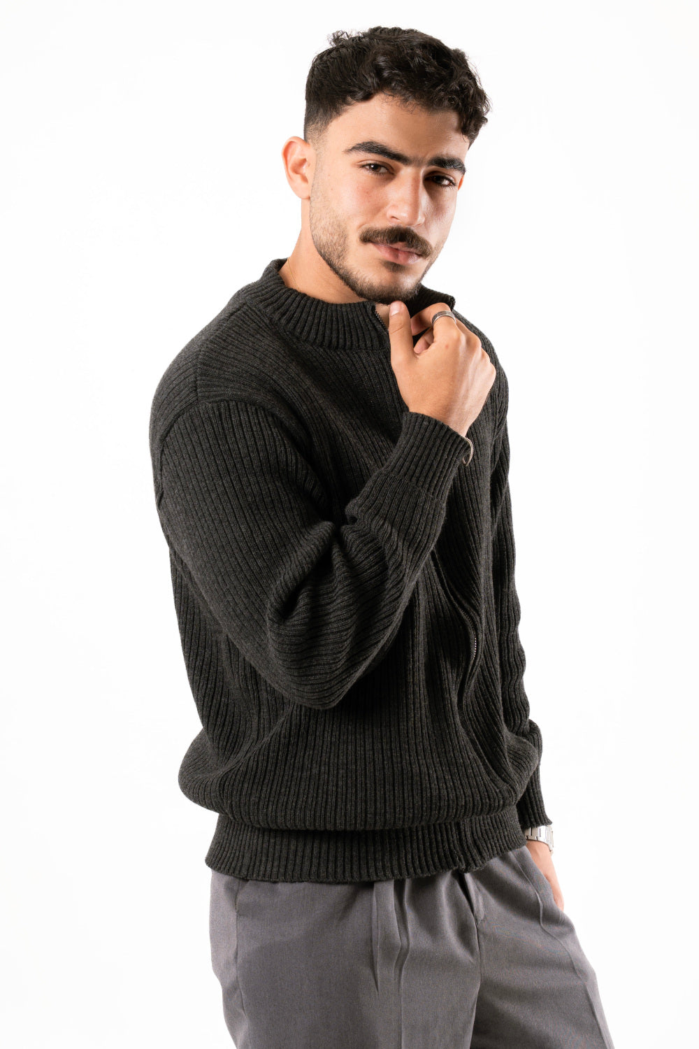 Outlyre Ribbed Zipper Knit Jacket